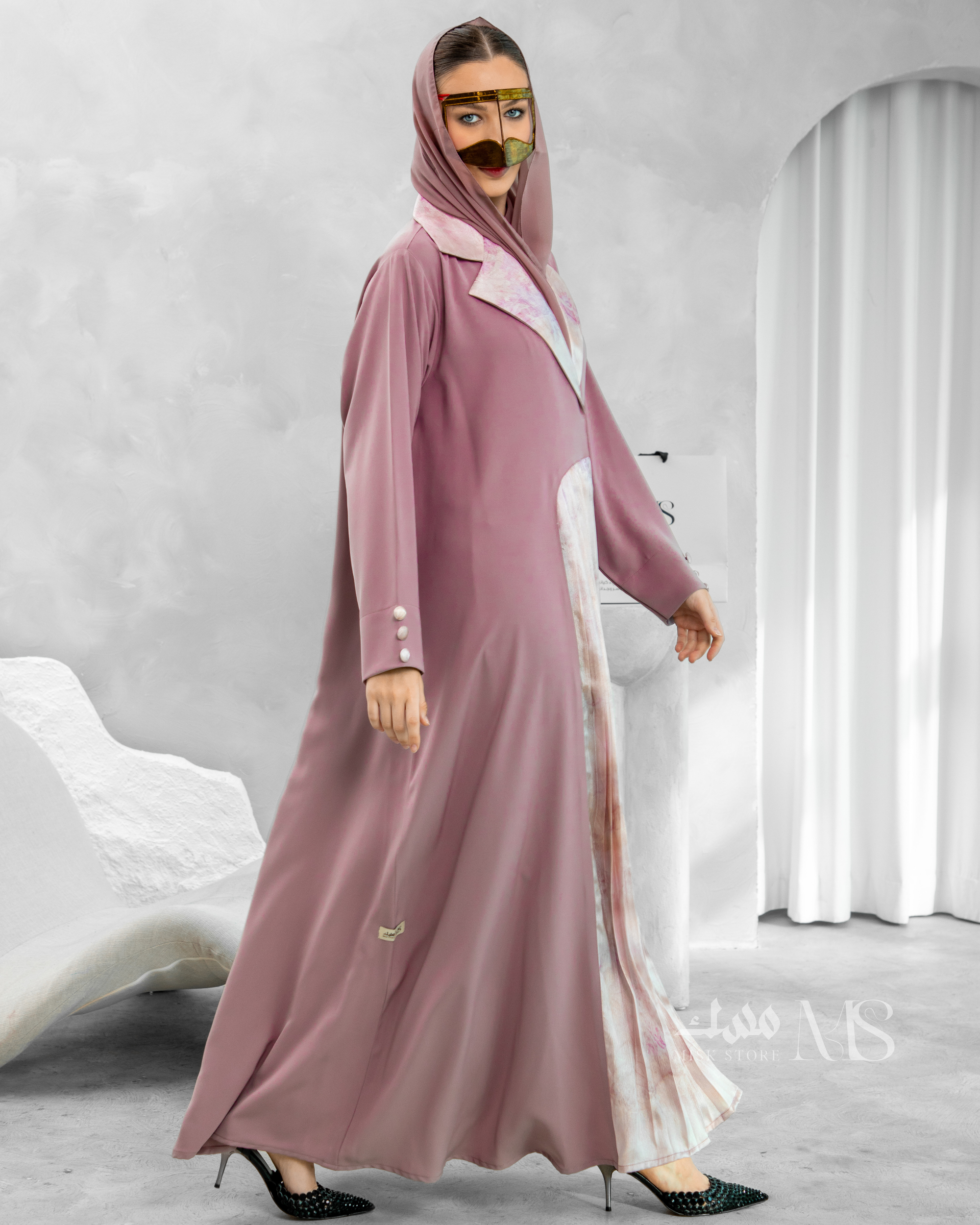 Warad Abaya