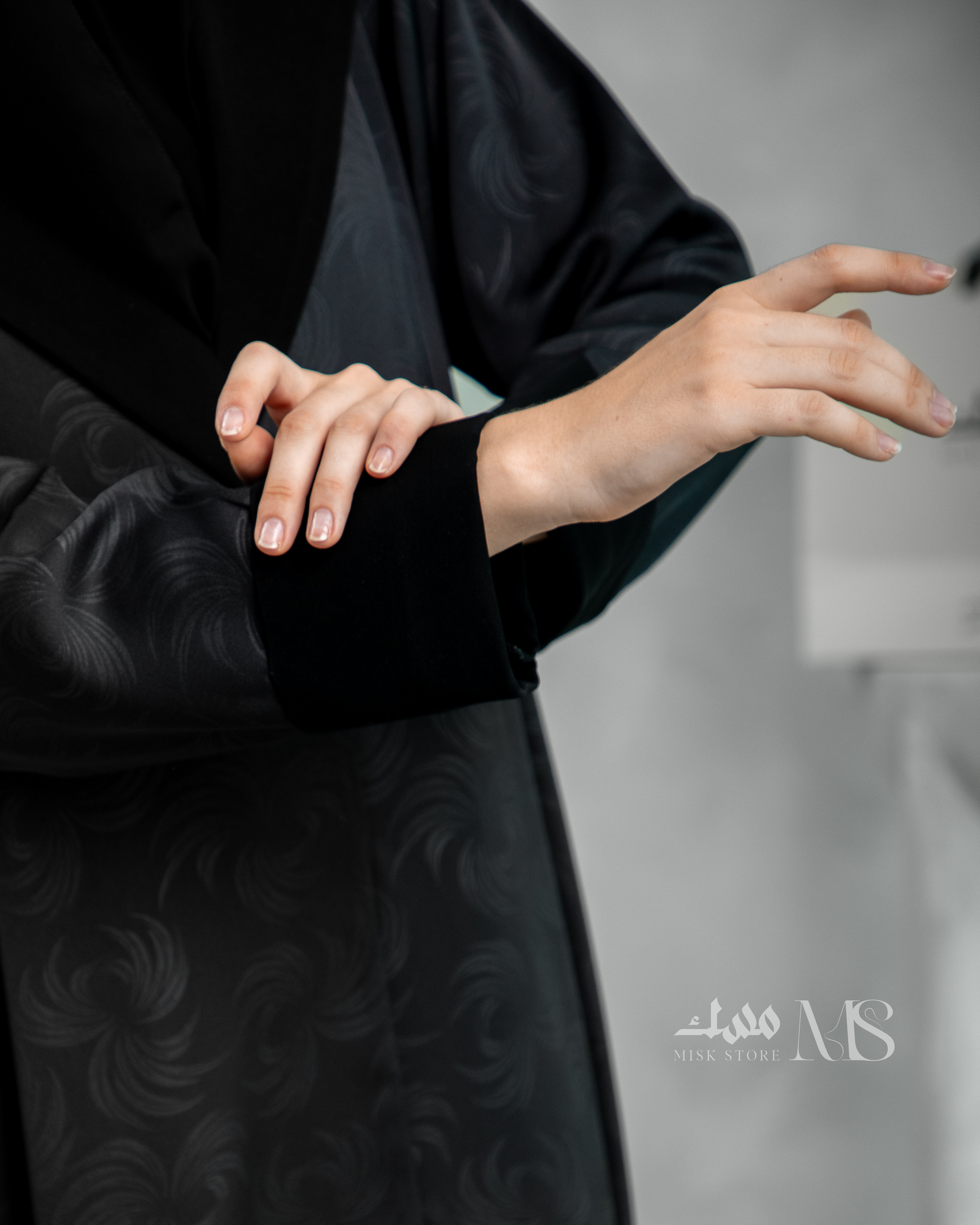 Layl Abaya