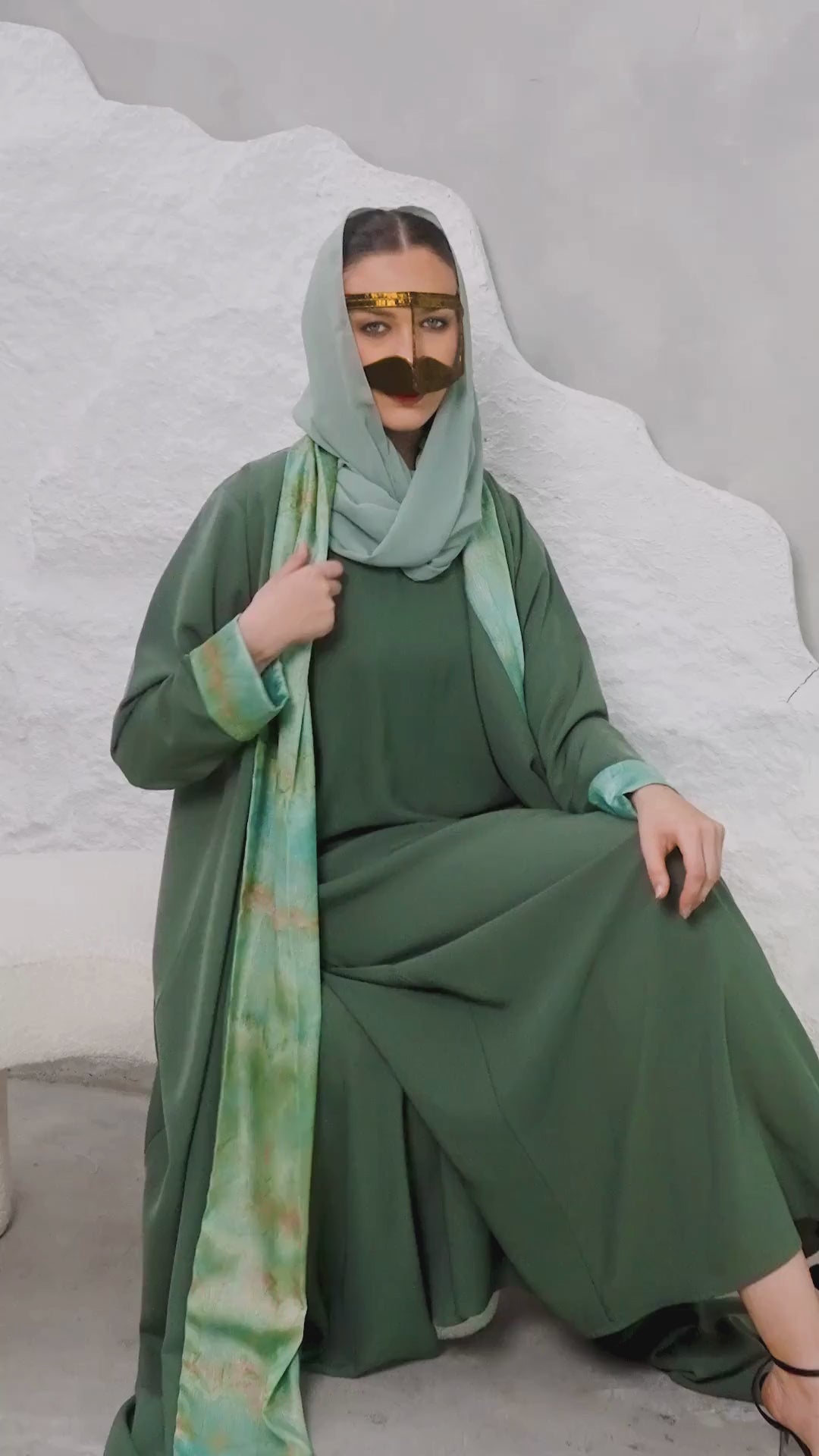 Al Nakheel Abaya