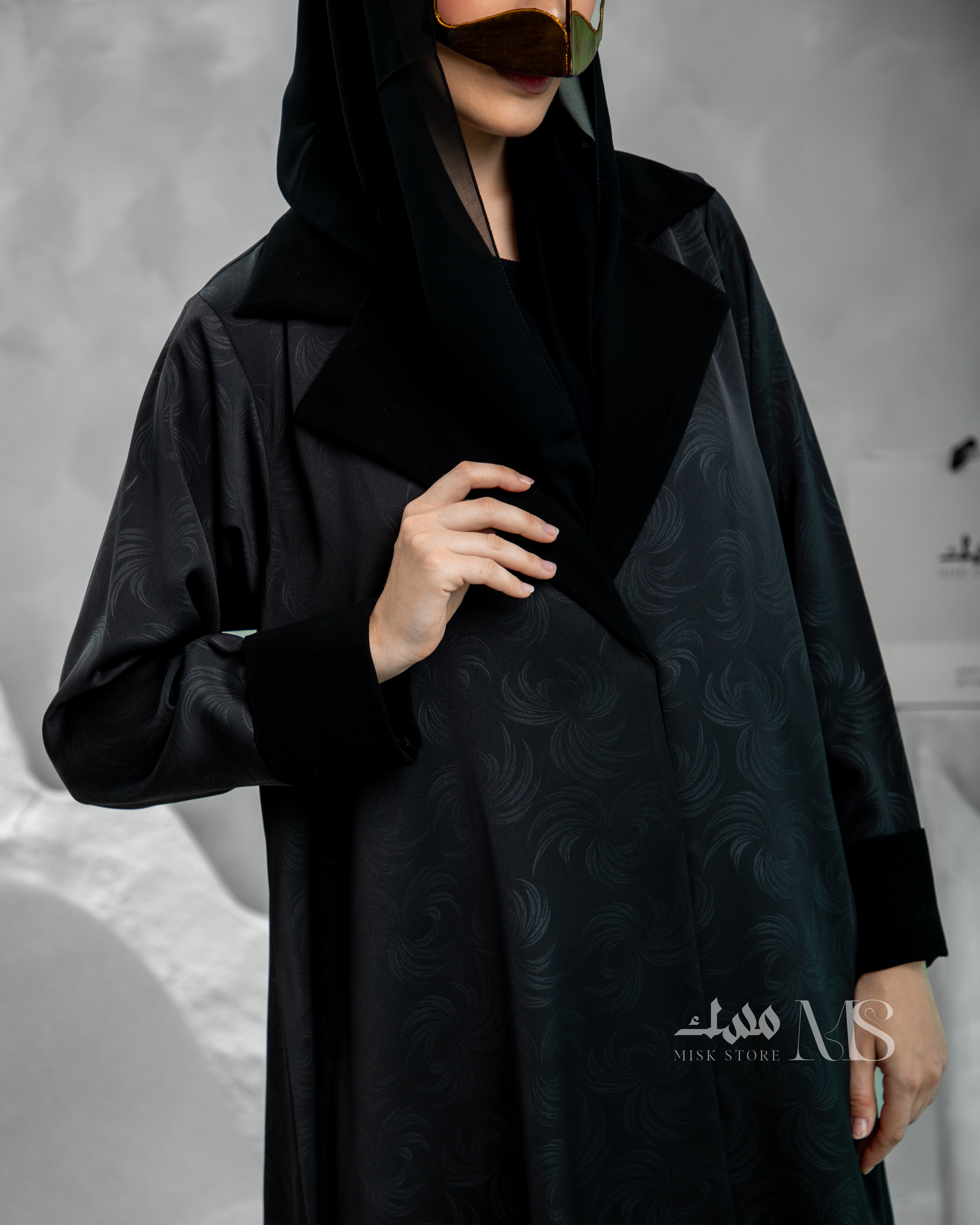 Layl Abaya