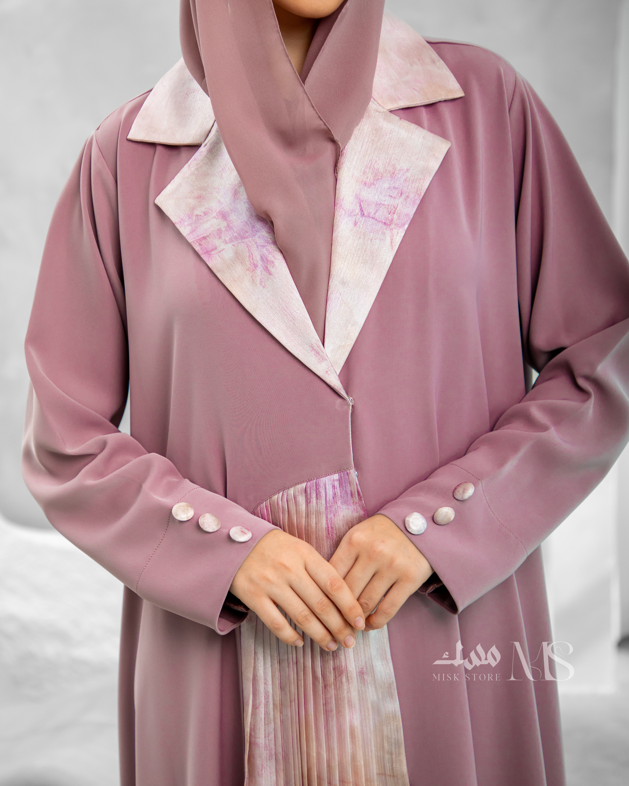 Warad Abaya