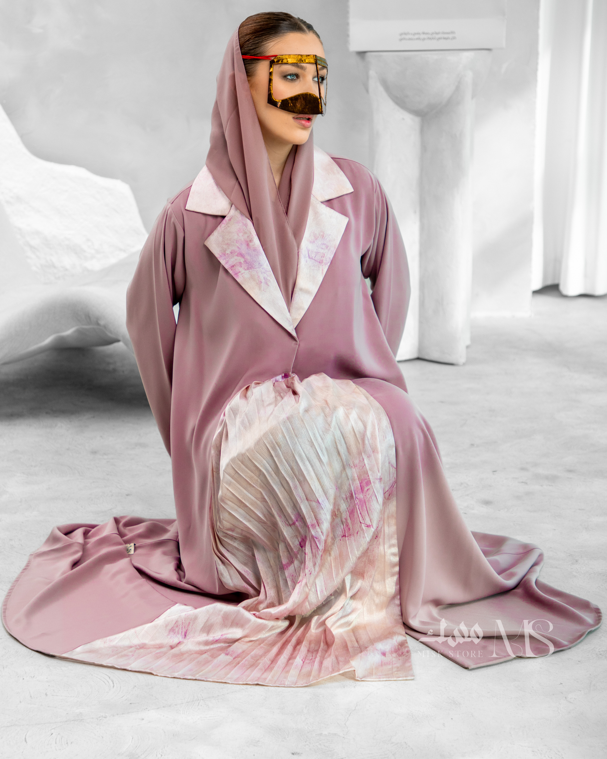Warad Abaya