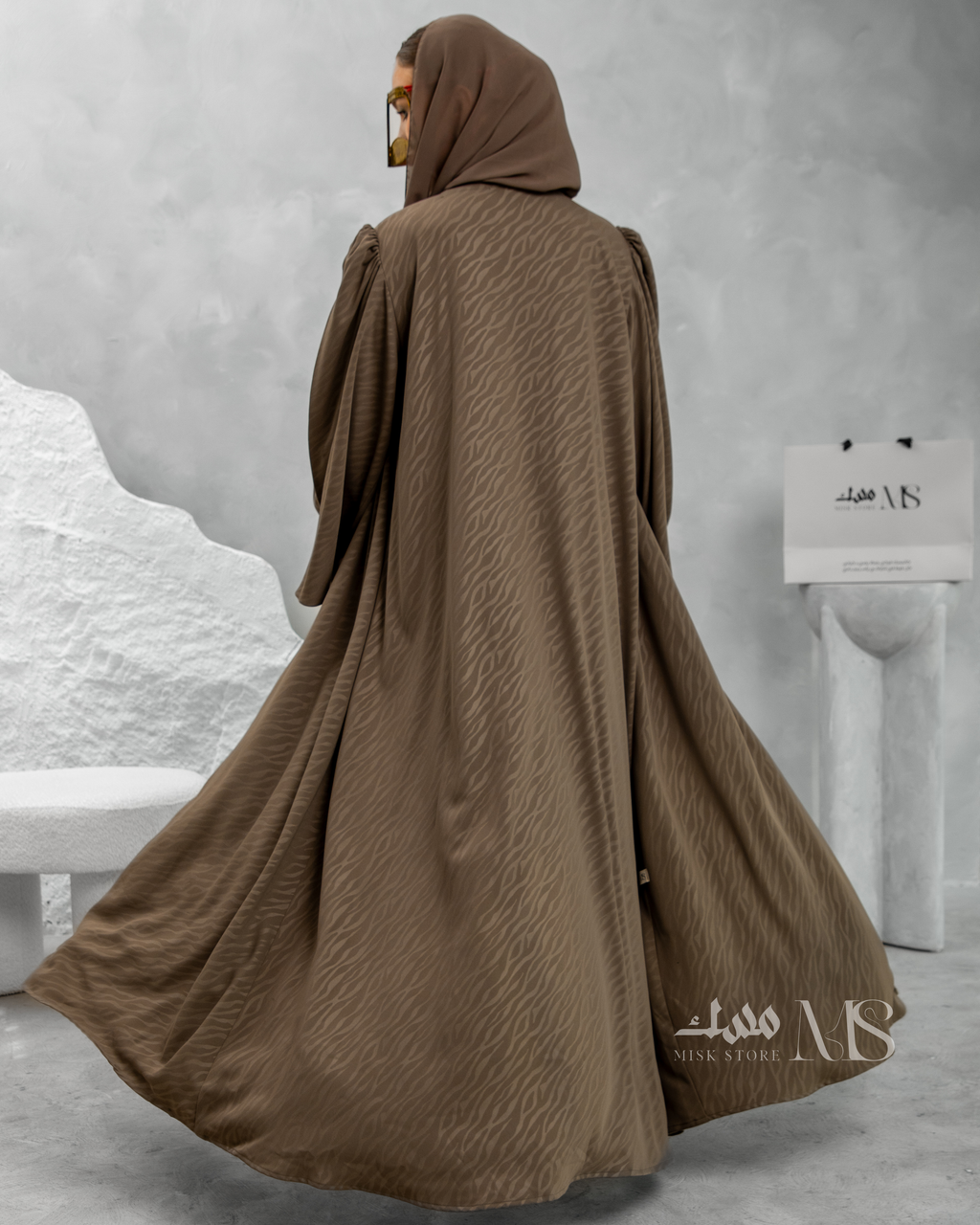 Al Oud Abaya