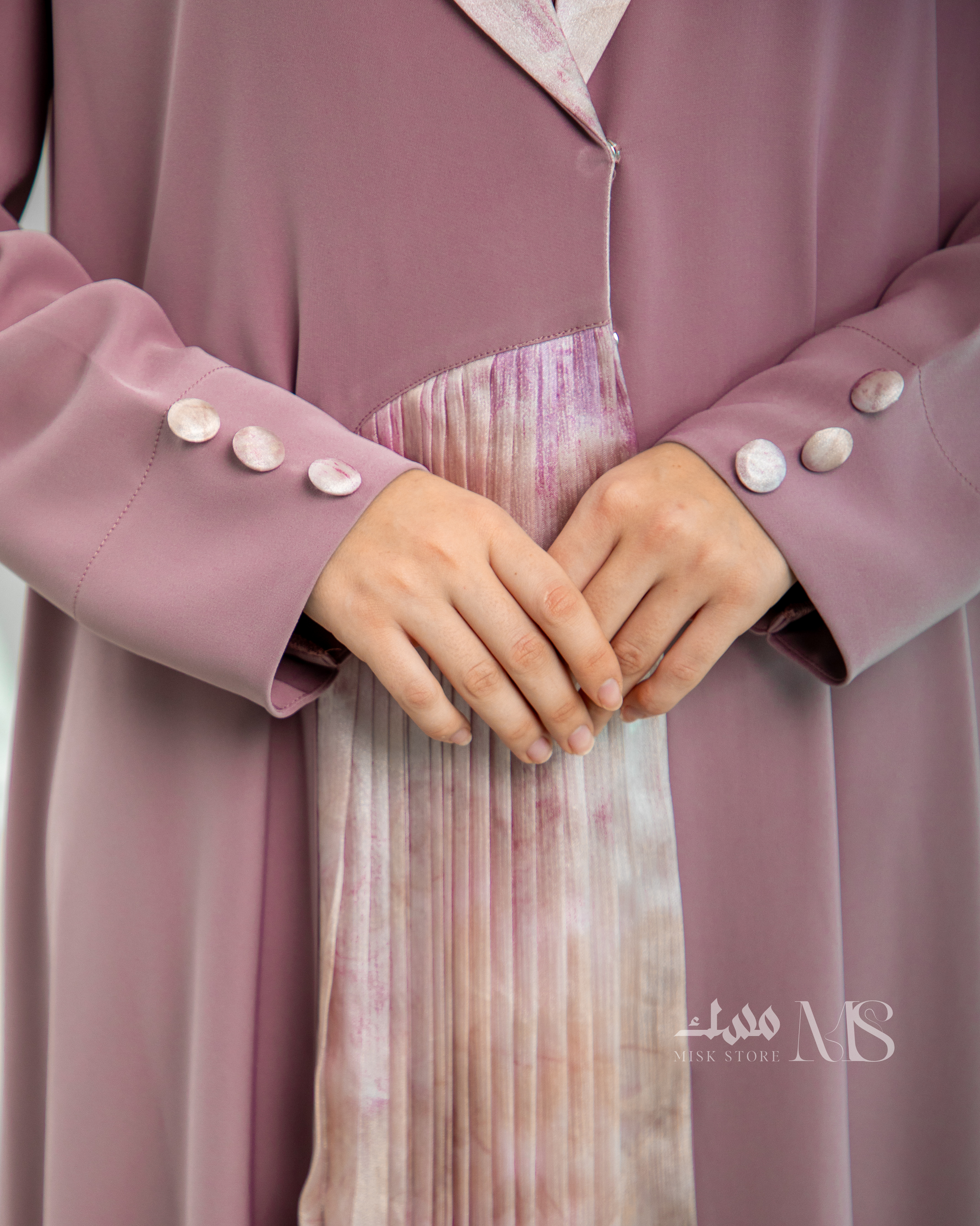 Warad Abaya