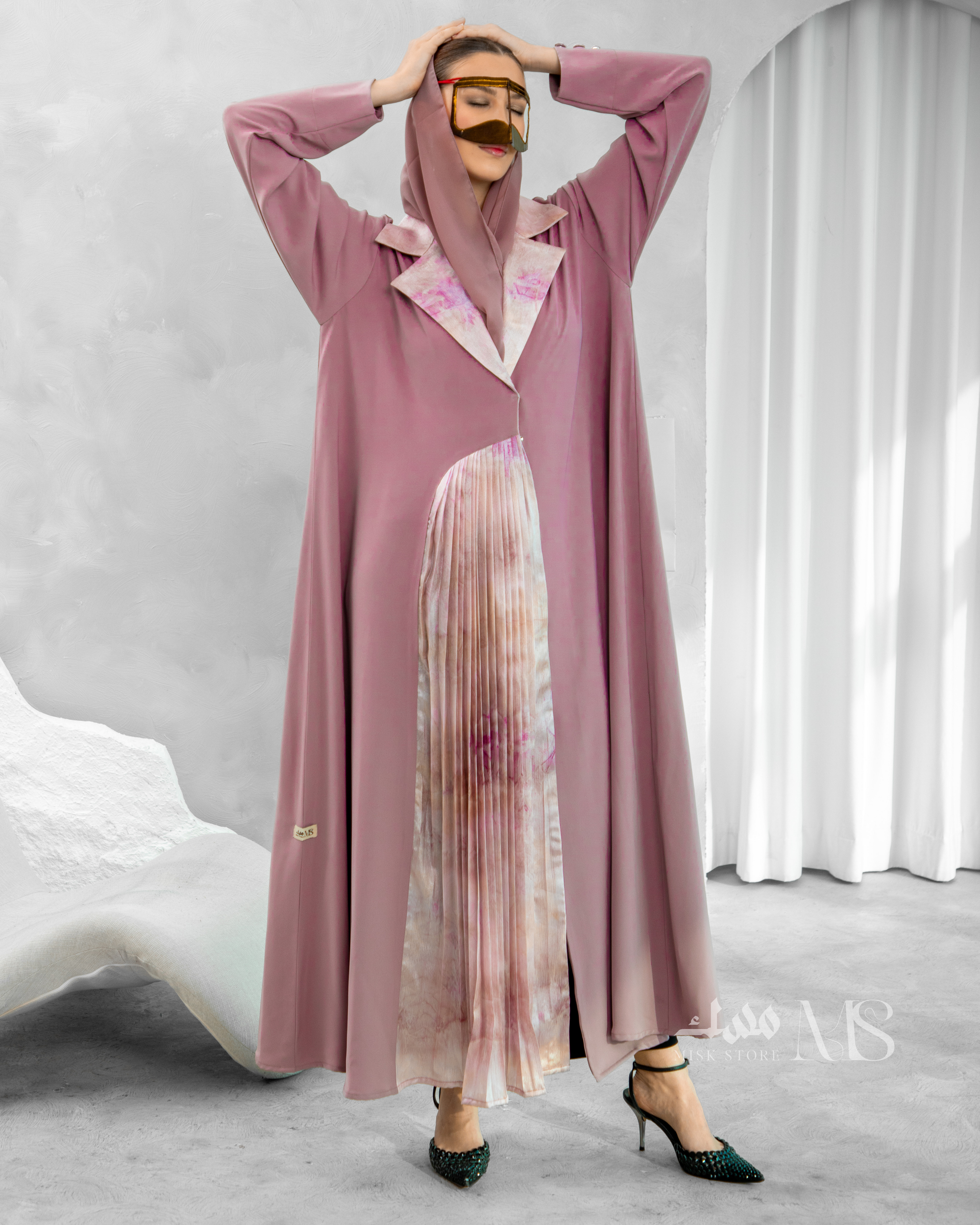 Warad Abaya