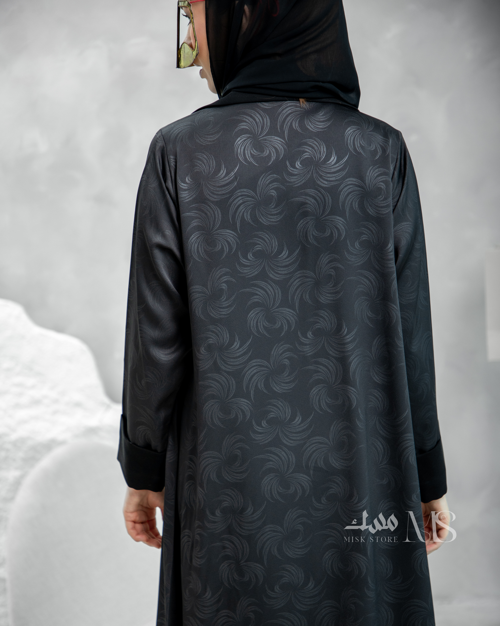 Layl Abaya