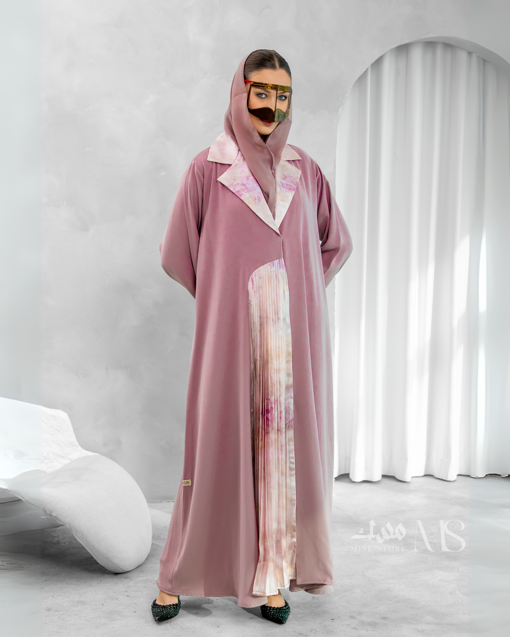Warad Abaya