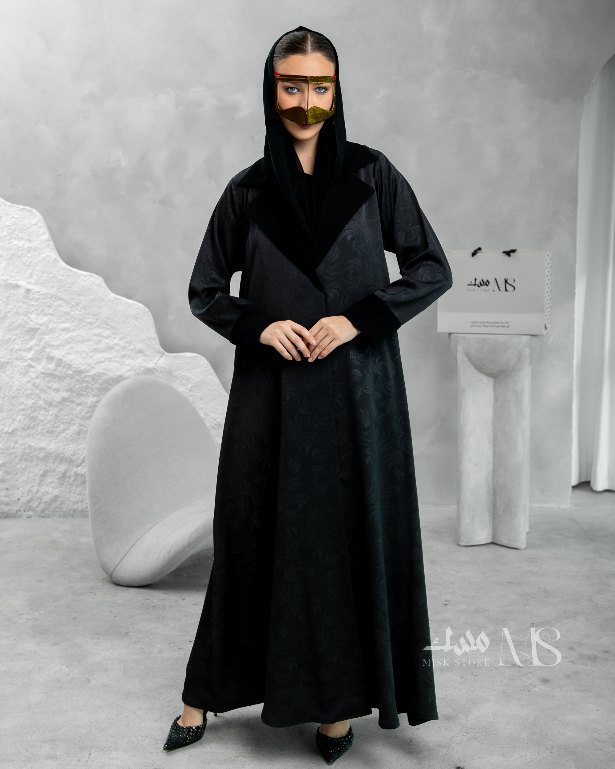 Layl Abaya