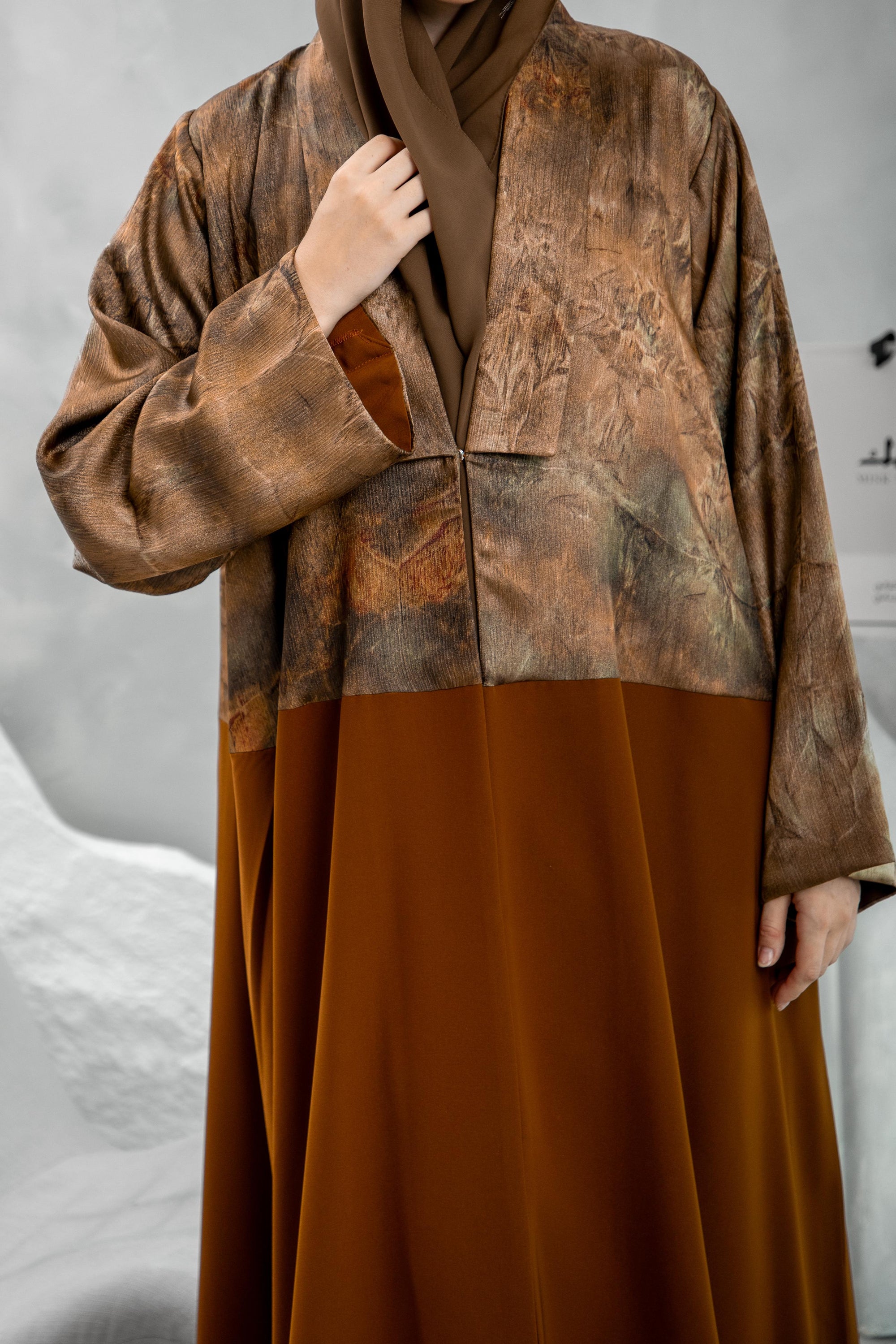 Ghoroub Abaya